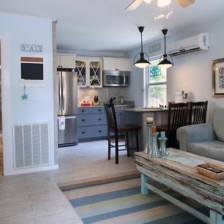 Front Beach Cottages Ocean Springs Esterno foto